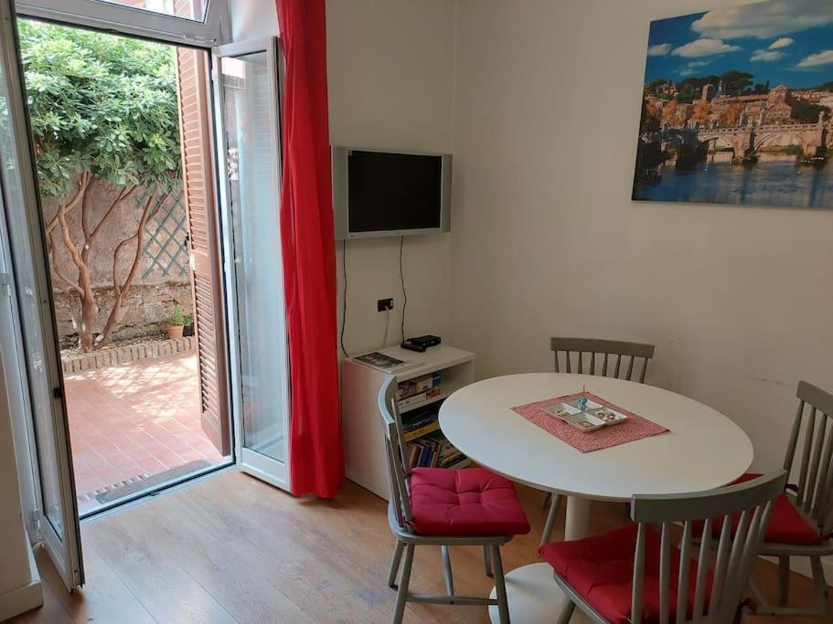 Casa Anna 5 Stelle - Apartment With Garden Ρώμη Εξωτερικό φωτογραφία